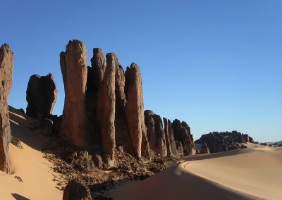 algerie-essendilene-tadrart-colonnes-800