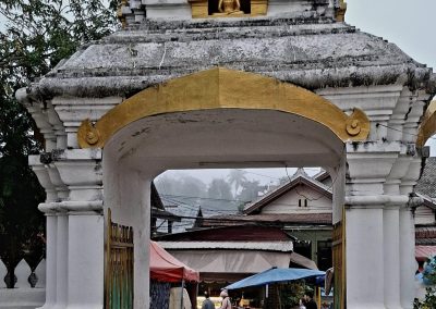 luangprabangmarcheentreetemple